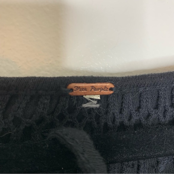 Free People With Love Crochet Tie Neck Long Sleeve Top size S - Picture 4 of 5